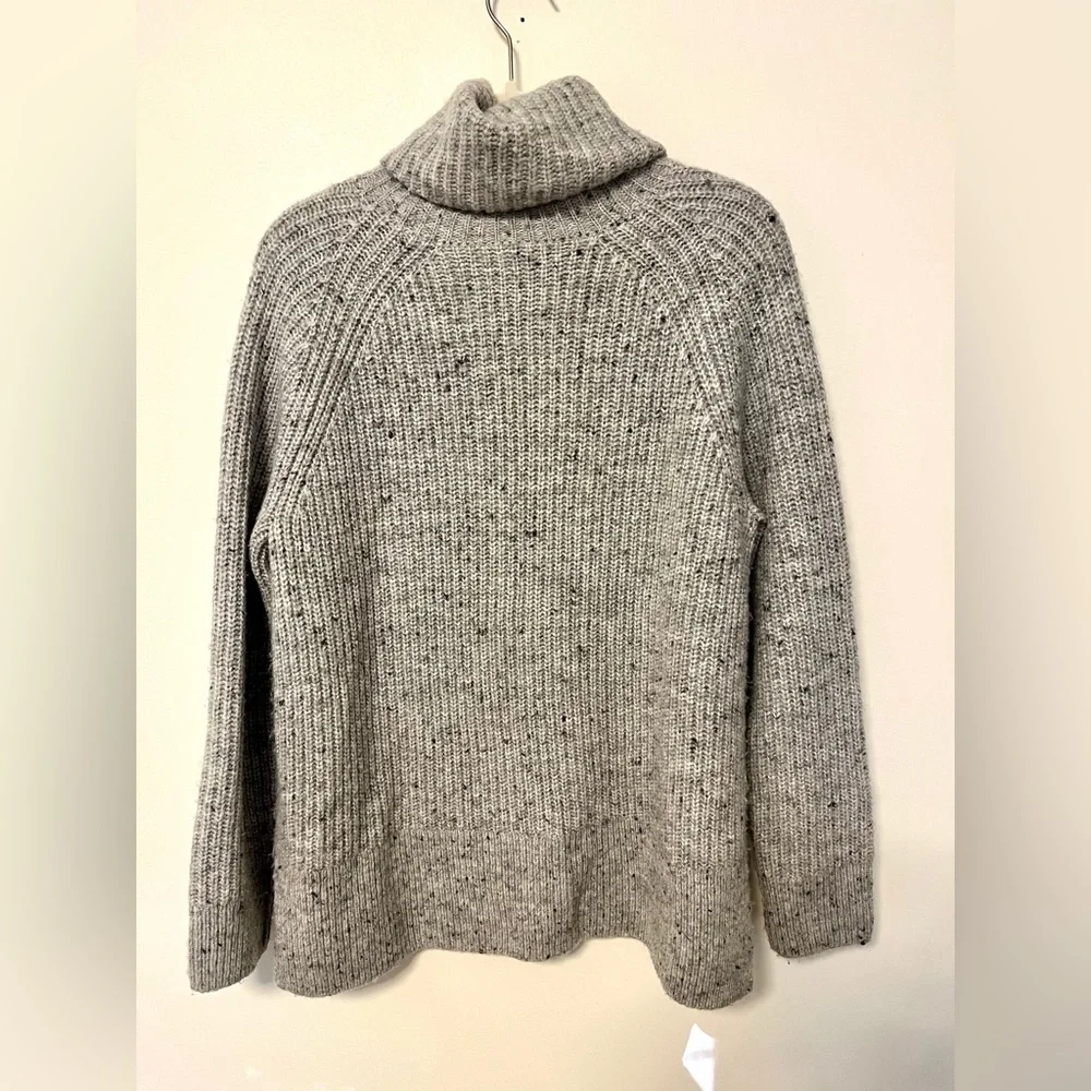 Madewell Donegal Mercer Turtleneck Sweater in Coziest Yarn size Medium